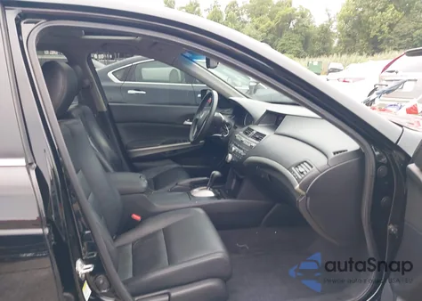 2010 Honda Accord 2.4 Ex-L из США, поврежденный, VIN 1HGCP2F8XAA117924